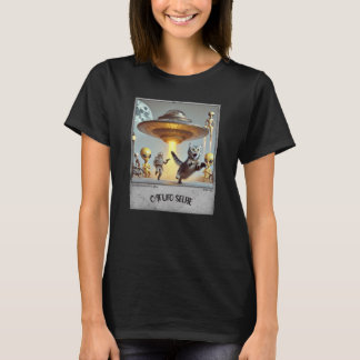 UFO Selfie: Scared Kitty (T - Shirt der Frau) #01