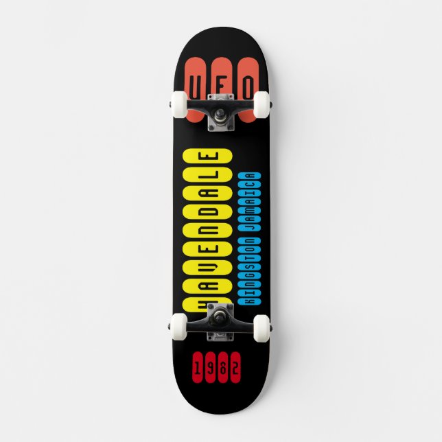 UFO SIND REAL / TST Skateboard (Vorderseite)