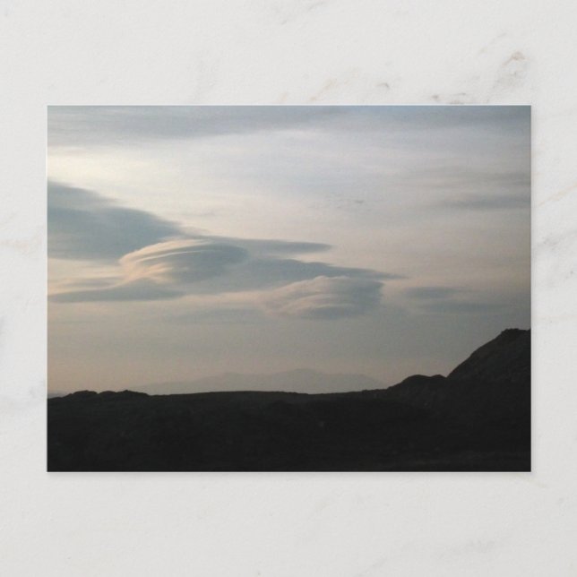 UFO-Wolken Postkarte (Vorderseite)