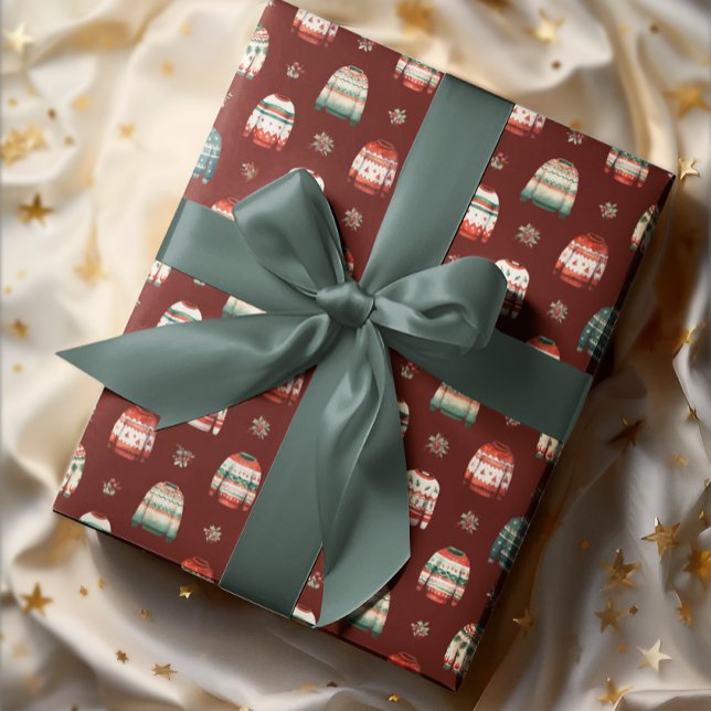 Ugly Christmas Sweater | Holly and Berries Pattern Geschenkpapier (Ugly Christmas Sweater Holly and Berries Pattern Dark Red Wrapping Paper)