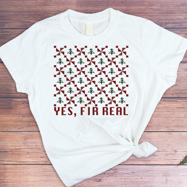 Ugly Christmas Sweater Quilt Funny Pun T-Shirt (Von Creator hochgeladen)