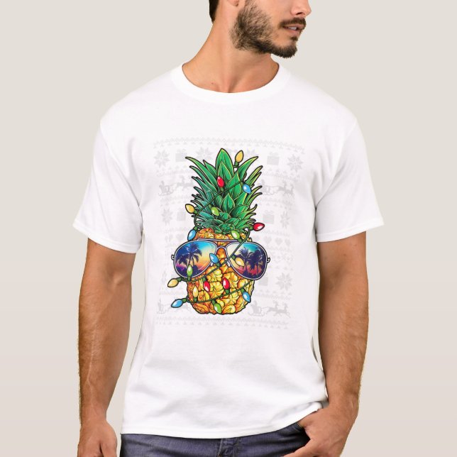 Ugly Pineapple Christmas T-Shirt (Vorderseite)