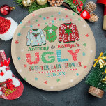 Ugly Sweater Christmas Baby Dusche Pappteller<br><div class="desc">Feiern Sie stilvoll mit diesen trendigen Baby-Dusche-Papier-Tellern. Das Design ist leicht mit Ihrer eigenen Formulierung zu personalisieren und Ihre Familie und Freunde werden begeistert sein, wenn sie diese fabelhaften Party-Teller sehen.</div>