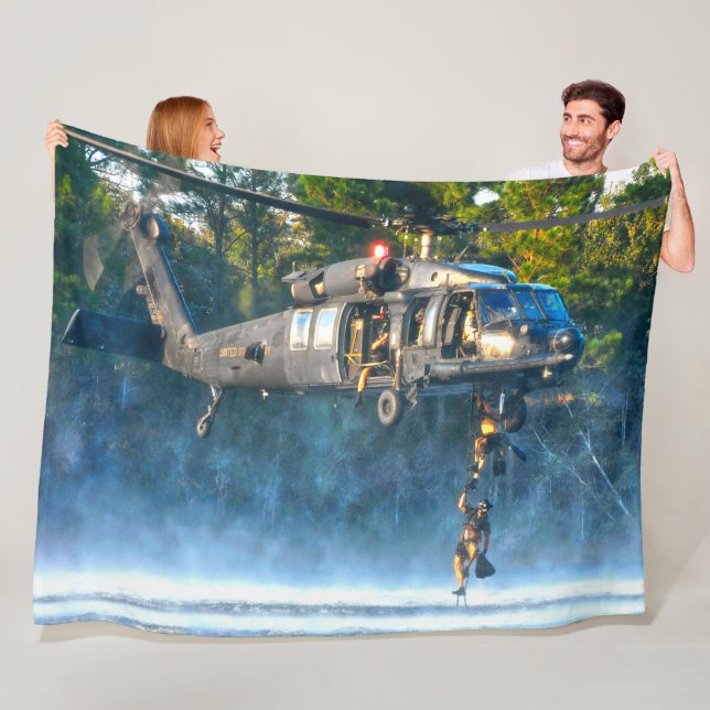 UH-60M SCHWARZHAWK FLEECEDECKE (Beispiel)