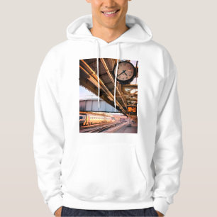 Uhr am Bahnhof Hoodie