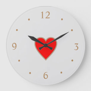 Uhr Creme mit rotem Herz in der Mitte zum Valentin