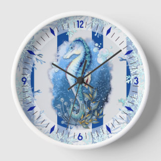 Uhr des blauen Seepferds an der Küste
