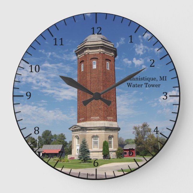 Uhr des Wasserturms von Manistique (Vorderseite)