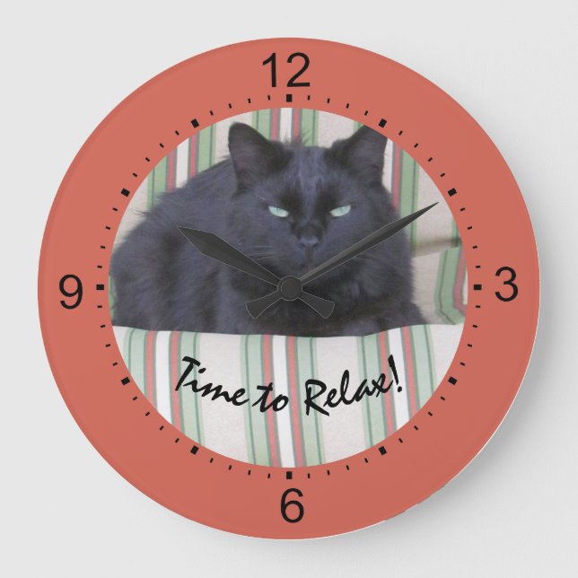 Uhr - Schwarze Katze auf Kissen (Vorderseite)
