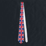 UK British Union Jack Flag Krawatte<br><div class="desc">Nationalflagge von Großbritannien & Nordirland Die Flagge des Vereinigten Königreichs, auch bekannt als die Flagge der Union oder der Gewerkschaft, stammt aus dem Jahr 1801 mit der Gewerkschaft von Großbritannien und Irland. Es besteht aus einer Kombination der Flaggen Englands, Schottlands und Irlands und hat ein Verhältnis von 2:1 (obwohl eine...</div>