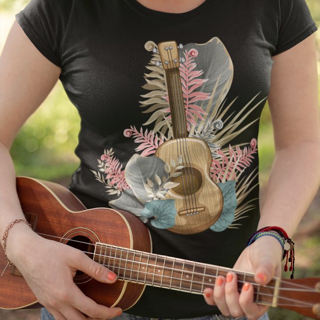 Uke Ukulele Guitar - Musician Guitarist Ukulele T-Shirt (Von Creator hochgeladen)