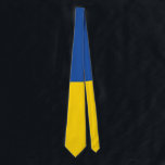 Ukraine-Flagge, patriotisches Geschenk des ukraini Krawatte<br><div class="desc">Zeigen Sie Ihren Patriotismus mit diesen vorgestellten Design der Ukraine Flag Ukraine Country Pride tee! Es ist ein großartiges Geschenk für ukrainische Mama,  Papa,  Sohn,  Tochter,  Cousin,  Großmutter oder Großvater und Freunde,  die das Land der Ukraine lieben Outfit Lieben.</div>