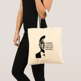 Ukraine Präsident Zelenskyy Half Portrait B&W Art Tragetasche