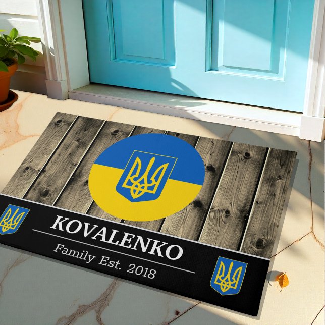 Ukraine und ukrainische Flagge Rustikales Holz / F Fußmatte (Von Creator hochgeladen)