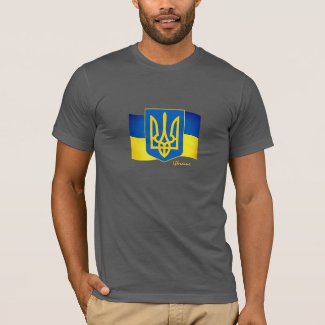 Ukrainische Flagge, Emblem und ukrainische Mode /s T-Shirt (Vorderseite)