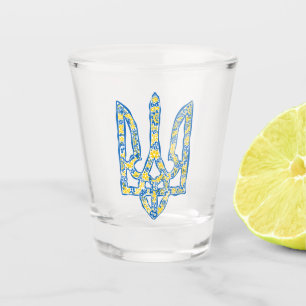 Ukrainisches Emblem trident tryzub ethnisch Schnapsglas