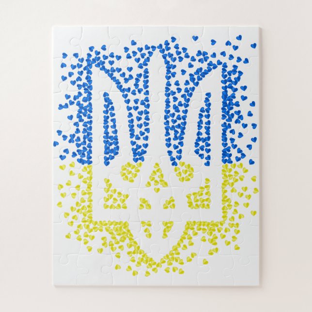 Ukrainisches Emblem trident tryzub zerstreut Herze (Vertikal)