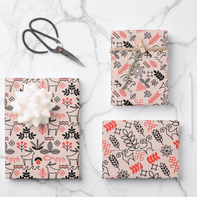 Ukrainisches Volksblumenmuster und Tiermuster. Ukr Geschenkpapier Set (Vorderseite)