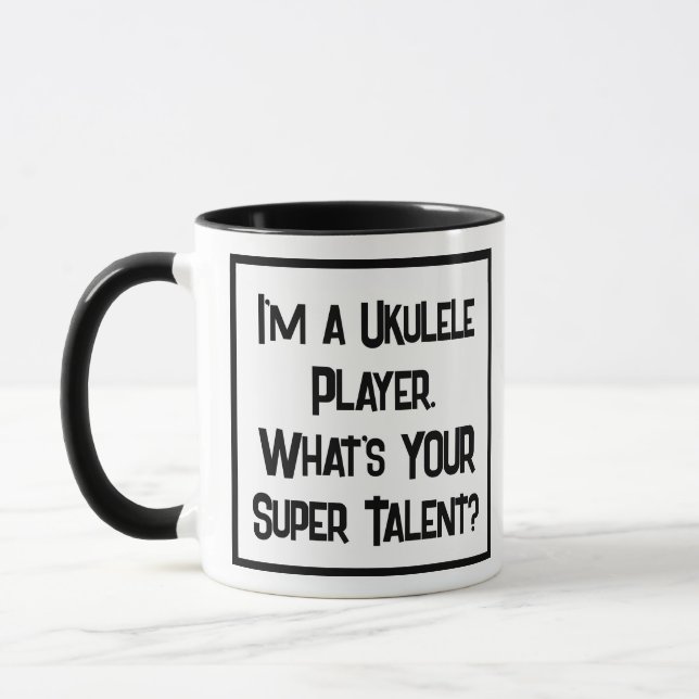 Ukulele Player Super Talent. Zwei Tone-Kaffee-Tass Tasse (Links)