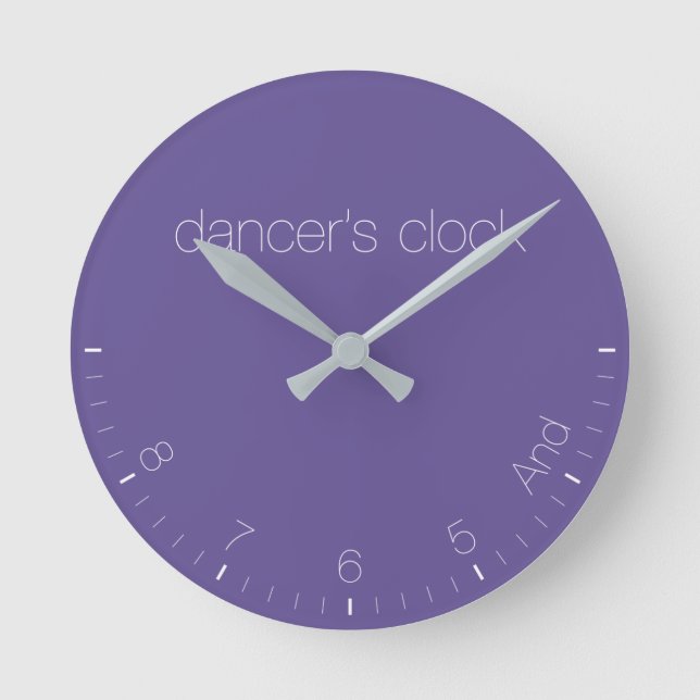 Ultra Violet 2018 Pantone Dancer's Clock Runde Wanduhr (Vorderseite)