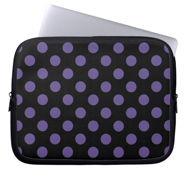 Ultra violette Polka Punkte auf schwarz Laptopschutzhülle (Vorderseite)