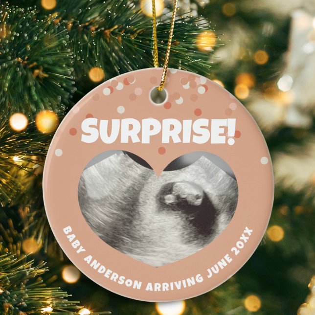Ultrasound Schwangerschaft Ankündigung Überraschun Keramik Ornament ("surprise" baby announcement ornament with heart sonogram ultrasound picture custom name and date)