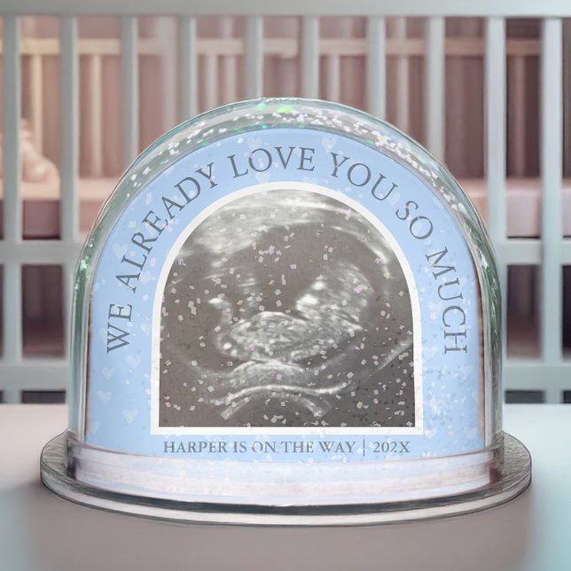 Ultrasound We Love You Already Keepsake Schneekugeln (This ultrasound snow globe is a heartfelt way to celebrate the joy of expecting a baby. )