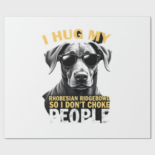 Umarme meinen Rhodesian Ridgeback, damit ich Leute Geschenkpapier