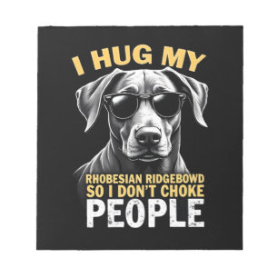 Umarme meinen Rhodesian Ridgeback, damit ich Leute Notizblock