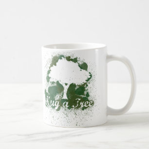 Umarmen eines Baumes-Denke ökologisch Kaffeetasse