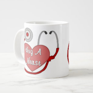Umarmen Sie eine Krankenschwester Jumbo-Tasse