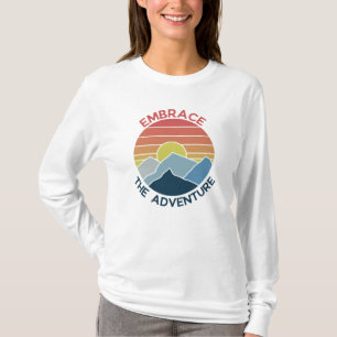 Umarmung des Bergabenteuer-Abenteuer-Zeitpunkts T-Shirt