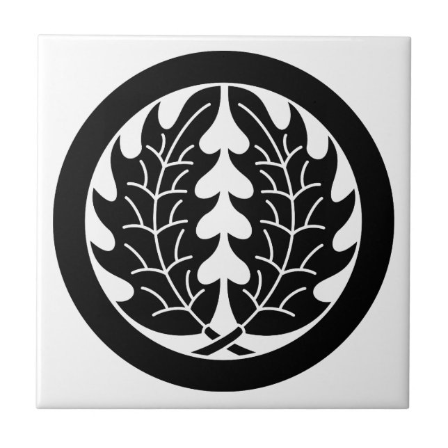 Umfassung des Stechpalmen-Blätter im Kreis Fliese (Vorderseite)
