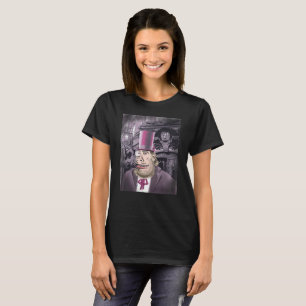 Umgang mit Hyde-Frauen mit schwarzem T - Shirt