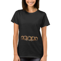 Umgeschnalltes T-Shirt von der Feuer-Sammlung