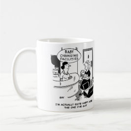 Umkleidekabinen für Kinder. Neue Mutter Kaffeetasse