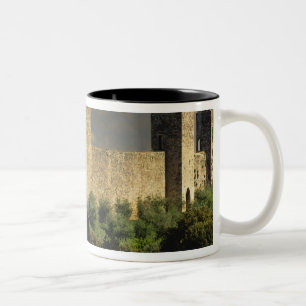 Ummauerte Stadt Monteriggioni, in der Provinz Zweifarbige Tasse