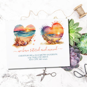 Umziehen der Ruhezeiten am Strand Ankündigungspostkarte