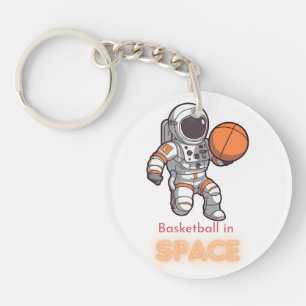 Un astronaute joue au basket-ball dans l'espace