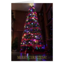 Un bel arbre de Noël aux reflets