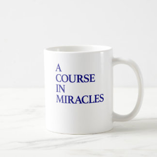 Un cours dans la tasse de résumé de miracles