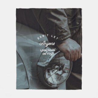 >- > un d'une couverture aimable d'ouatine de >->