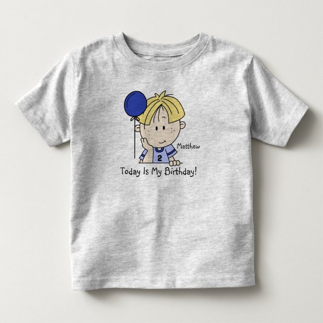 Un Garçon Blond Personnalisé Avec T-Shirt D'Annive (Devant)