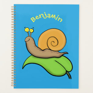 Un mignon escargot heureux sur une illustration d'