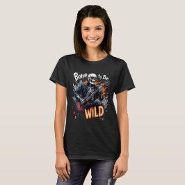 Un ours en T-shirt sauvage