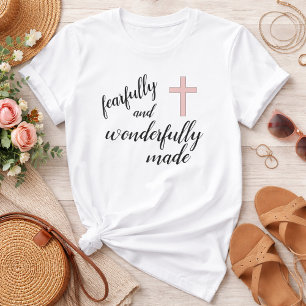 Un T-shirt chrétien avec une grande frayeur et mer