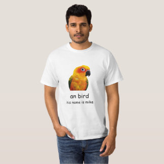 un T-shirt d'oiseau