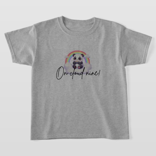 Un T-shirt féminin classique (Poser)