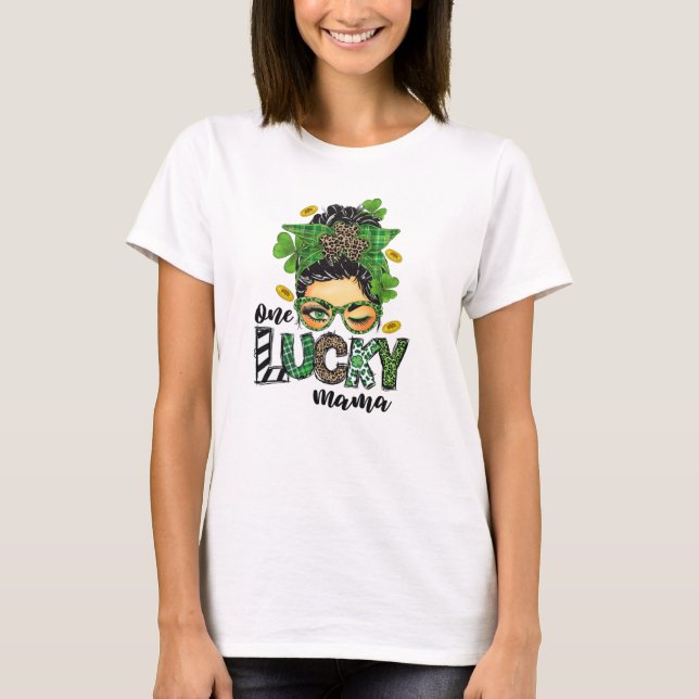 Un T-shirt Lucky Mama (Devant)