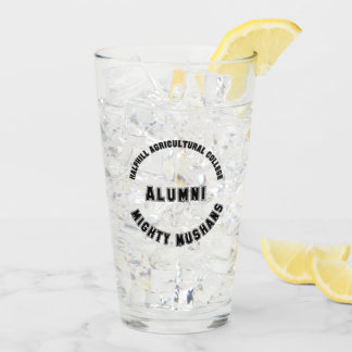 Un tombeau en verre pour les anciens élèves de la